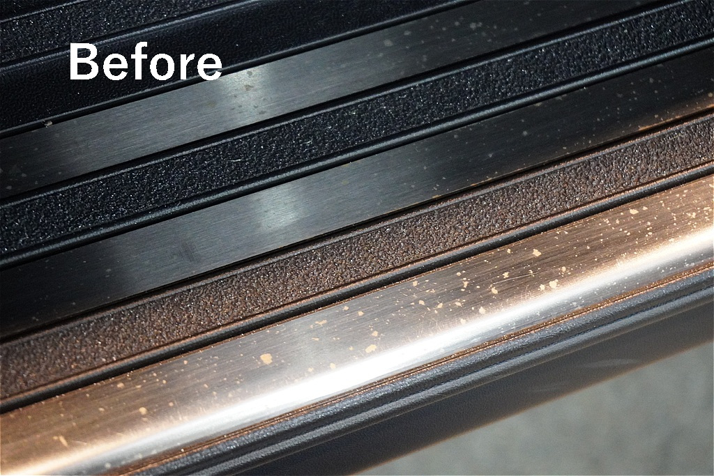 宮城県仙台市でのサイドステップ保護施工。冬場の融雪剤によるサビや腐食から、頑丈なステップを専用コーティングで守り抜きます。