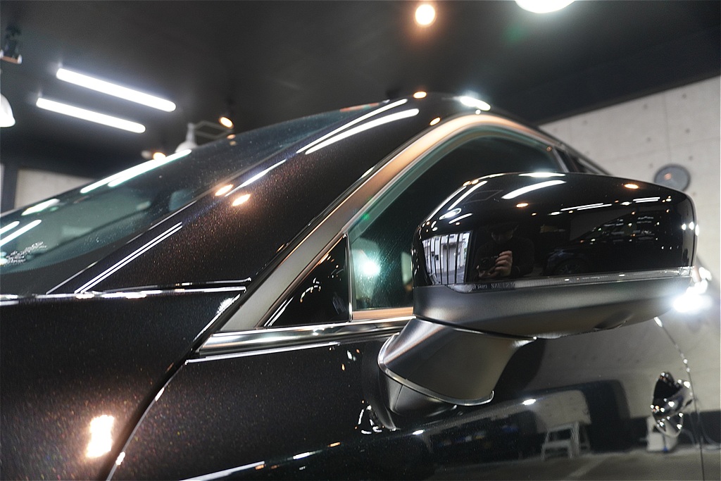 CX-5の施工事例。仙台・東北の気候に最適な高耐久ガラスコーティング。専門店の丁寧な下地処理で、魂動デザインの造形美を最大限に演出。