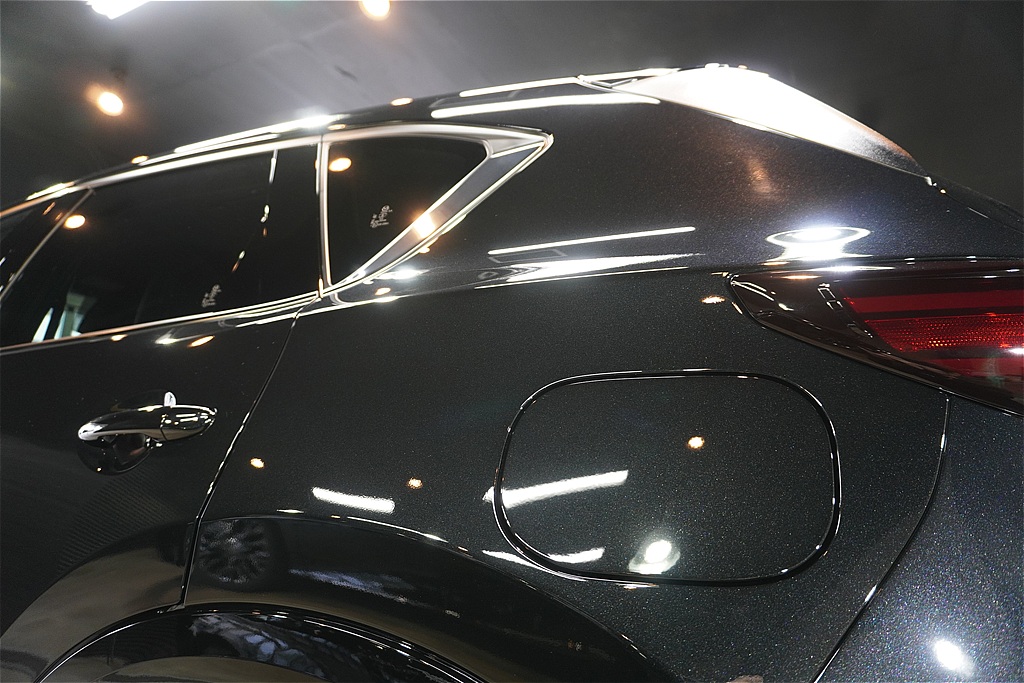 CX-5施工事例。東北・宮城でのアクティブなドライブを支える強靭なガラス被膜。濡れたような質感が、SUVの力強さと気品を高めます。