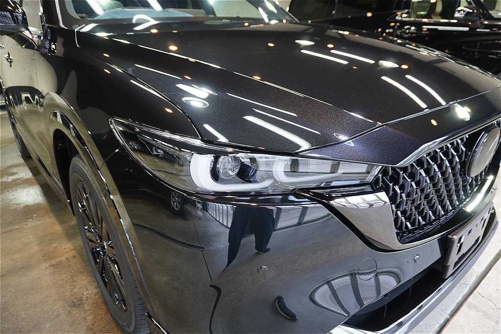 リボルト仙台によるCX-5施工。強固な完全硬化型ガラス被膜が、東北の厳しい環境下でも大切な愛車の塗装面を紫外線や汚れから守り抜きます。