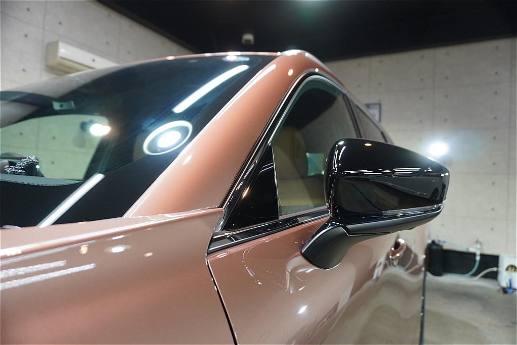 CX-80の施工事例。仙台・東北の気候に最適な高耐久ガラスコーティング。専門店の高度な技術で、重厚感あふれる輝きを実現します。