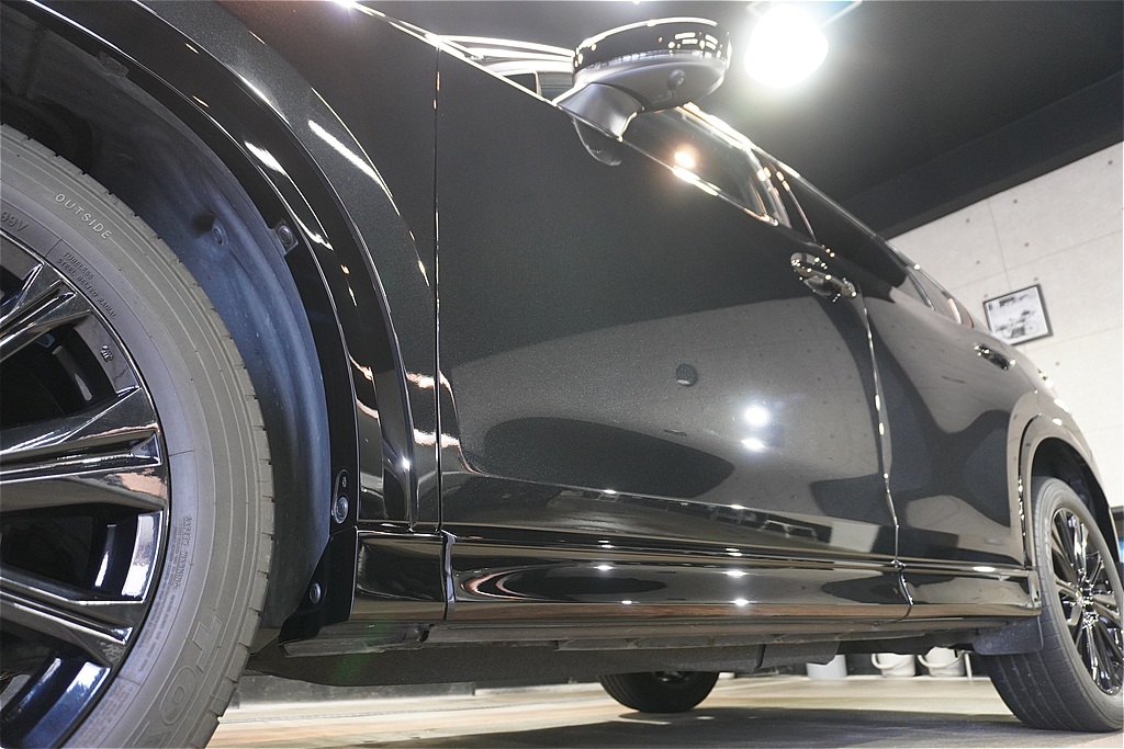 宮城・仙台の専門店が仕上げるCX-5。最高峰セラミックの密着力で、雪道の融雪剤や泥汚れも洗車だけで落とせる艶ボディへ。