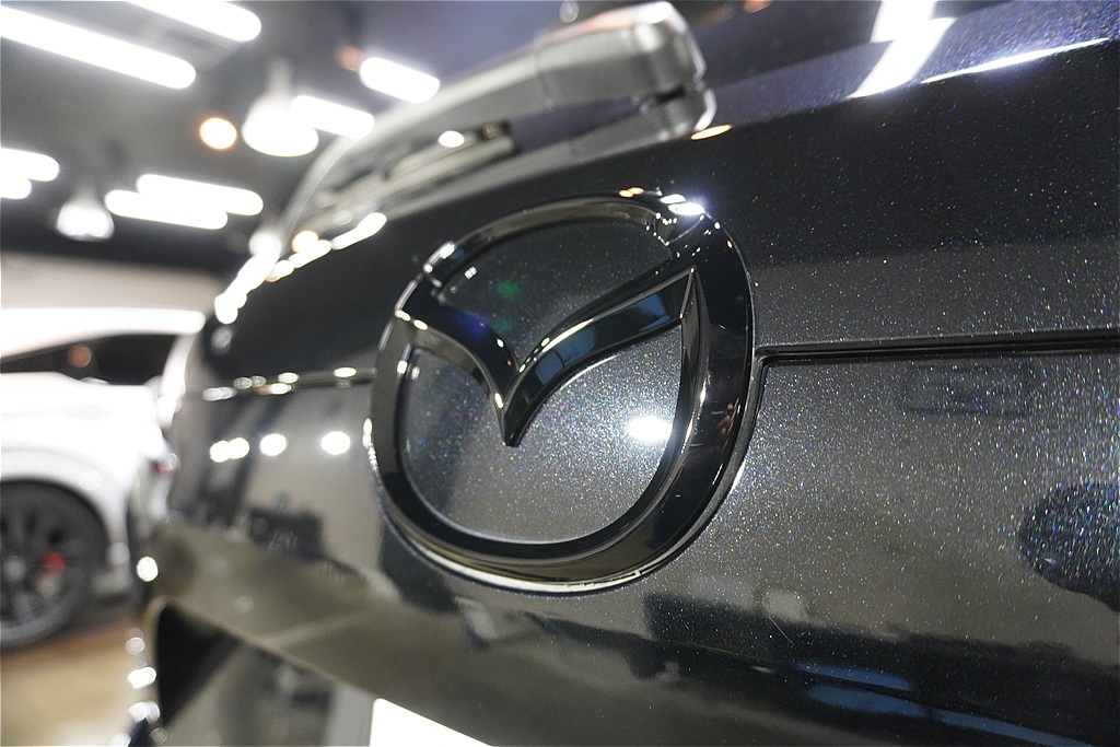 CX-5施工事例。東北・宮城でのアクティブなドライブを支える強靭なセラミック。鏡のような質感で、街乗りでも映える一台に。