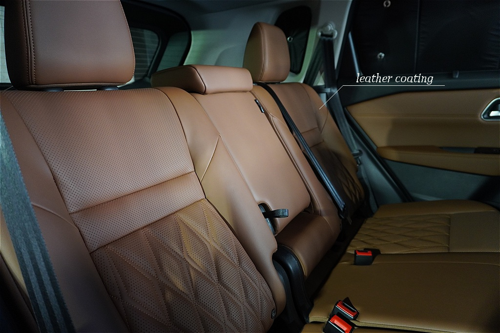 エクストレイル施工事例。東北・宮城でのアクティブなドライブを支える内装保護。擦れに強いコーティング被膜が、愛車の資産価値を守り抜きます。