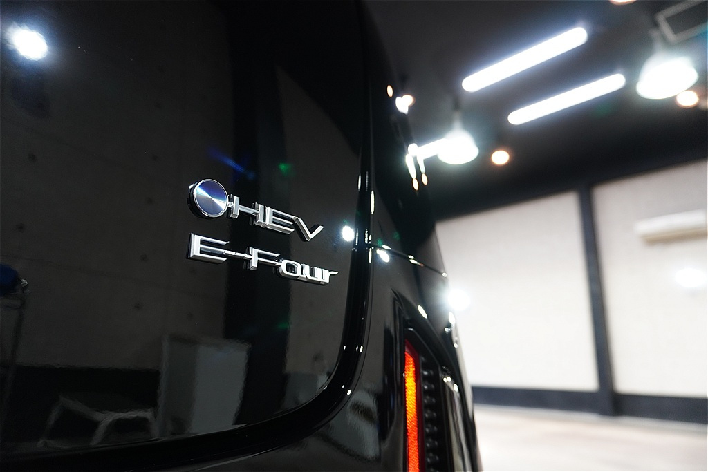 ヴェルファイア施工事例。東北・宮城での過酷な環境から守る強靭なガラス被膜。202ブラックの資産価値を最高水準で維持します。