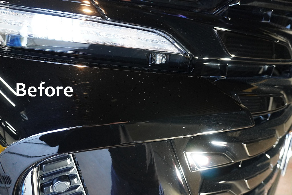 【施工前】宮城県仙台市にて付着塗料被害に遭ったヴェルファイア。202ブラックのボディ全体に飛散した塗料が、本来の輝きを完全に覆い隠しています。