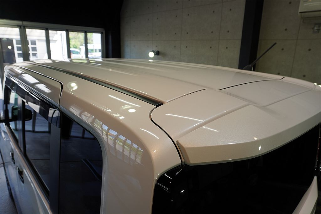 仙台のプロショップによるデリカミニ施工。新車限定コースだからこそ可能な、塗装に優しい磨きとコーティングで一点の曇りもない仕上がりへ。