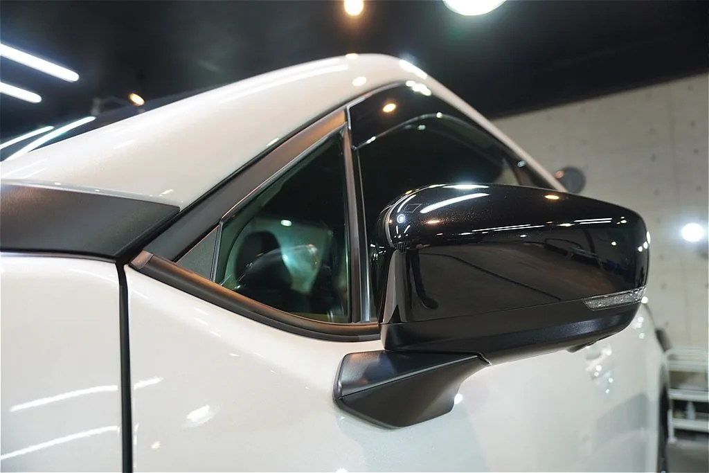仙台でカーコーティングを施工したスバル フォレスター。リボルト仙台のリボルト・プロ施工車両。