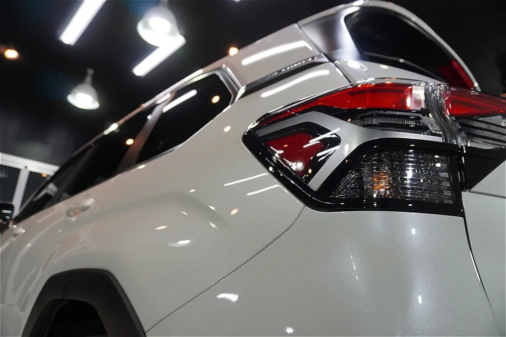 宮城県のリボルト仙台でコーティングを施工したスバル フォレスター。施工メニューはリボルト・プロ。